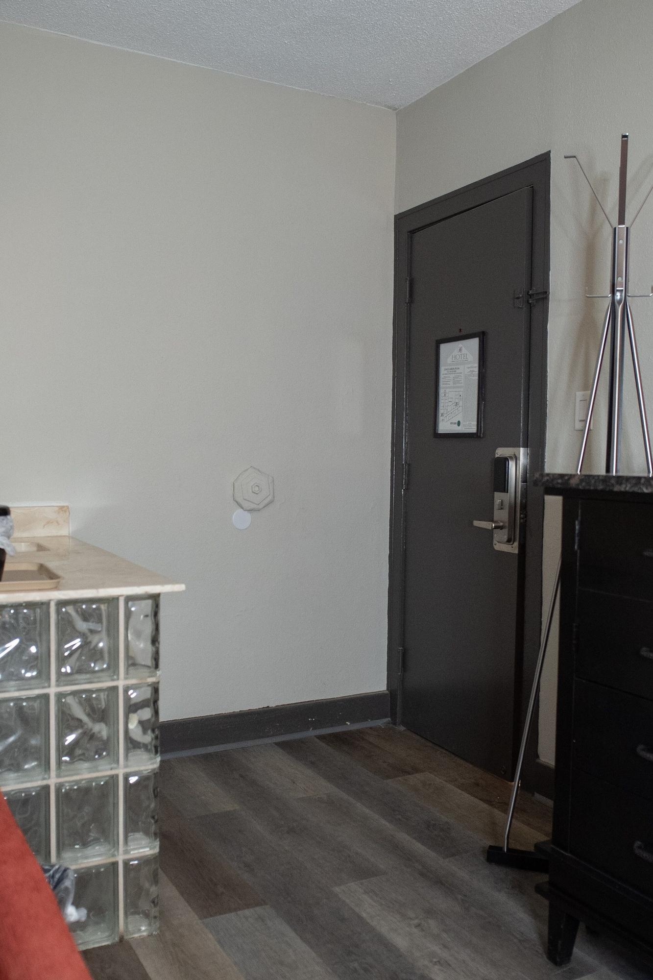 Americas Best Value Inn Dearborn Esterno foto