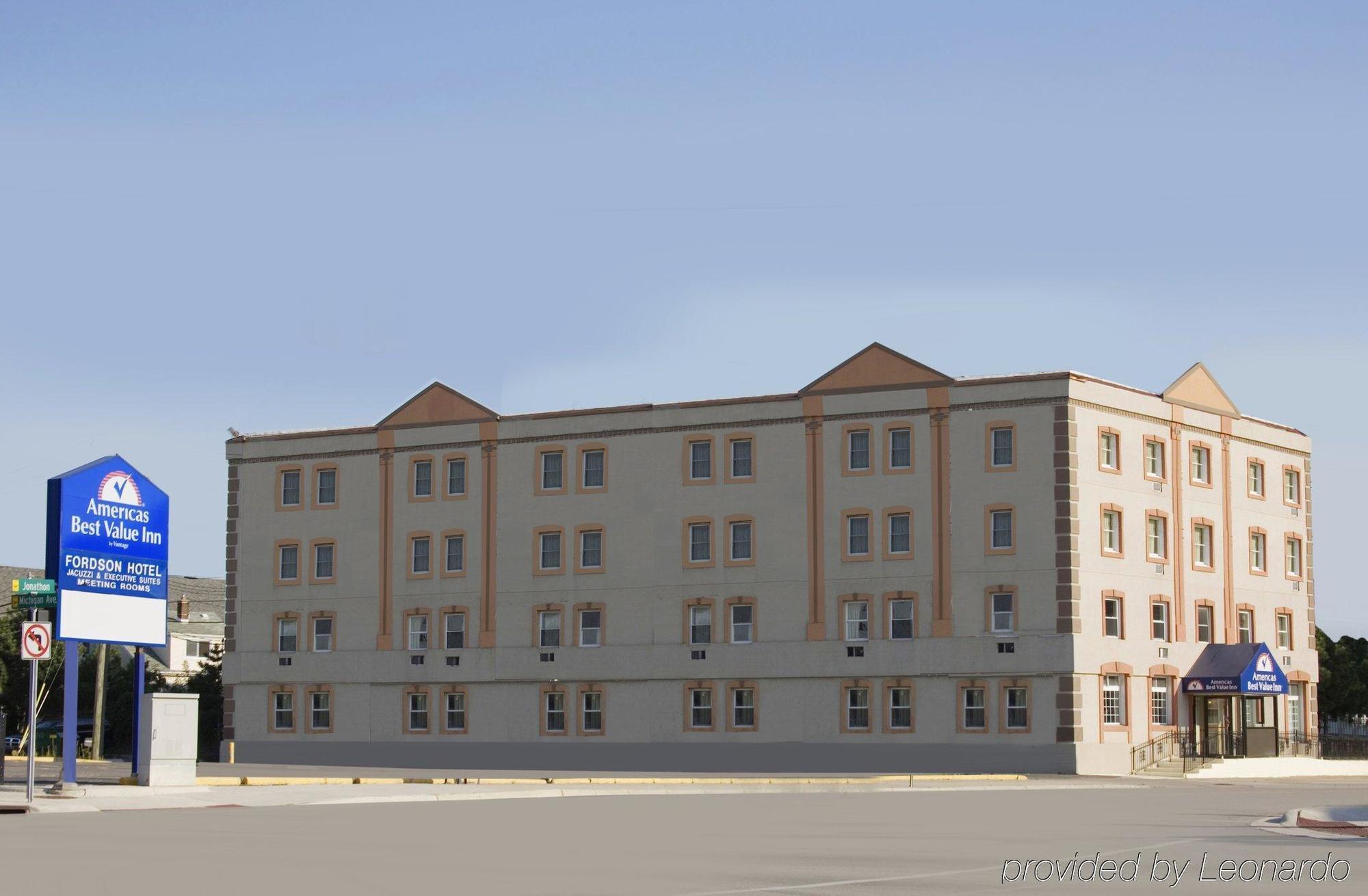 Americas Best Value Inn Dearborn Esterno foto